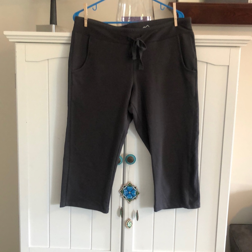 Eddie Bauer Capri Sweatpants